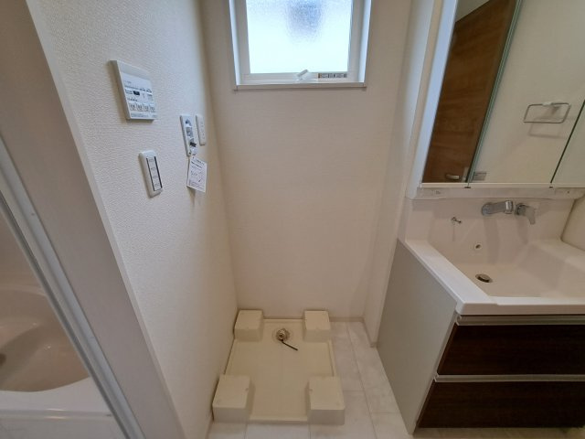 リーブルファイン樽水 2号棟の洗面所