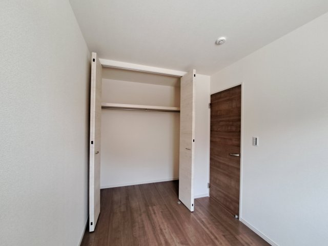 リーブルファイン樽水 2号棟の収納
