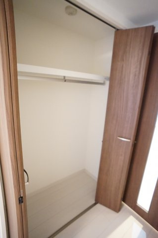 プリズム14番館の寝室|収納は大き目