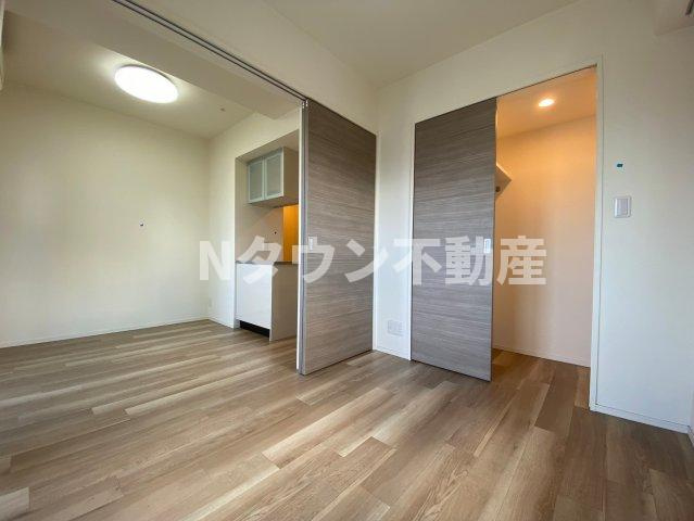 【洋室】 | エステムプラザ名古屋D.C.2027 | 個人の部屋や寝室として使える洋室です