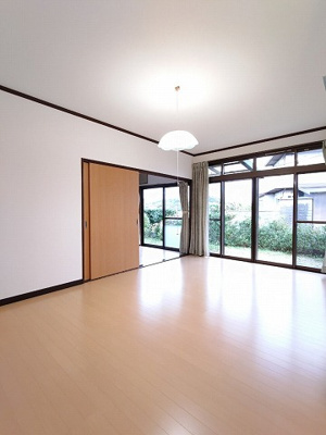 【居間・リビング】 | 長崎貸家