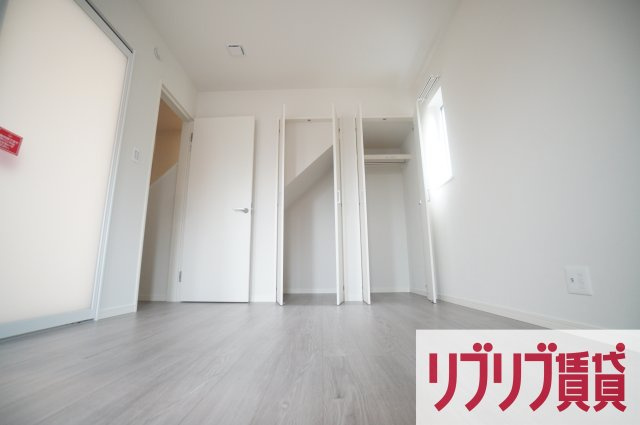 DCR若松町の洋室