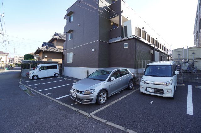 【駐車場】 | サンローズ