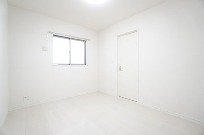 【寝室】 | サンローズ | ※同物件・同タイプの写真です。
