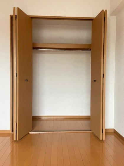 サンピーノの収納|大きなスペースがあり、収納には困りません※別号室のお写真になります。