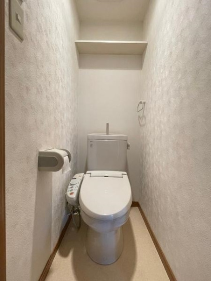 サンピーノのトイレ|コンパクトで使いやすいトイレです※別号室のお写真になります。