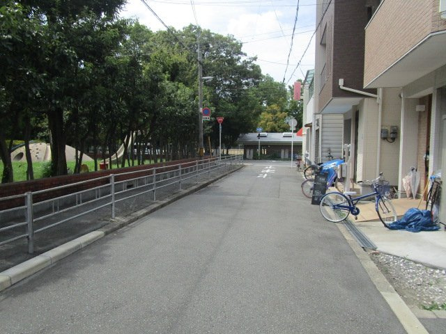 大阪市住之江区御崎４丁目の店付住宅の周辺