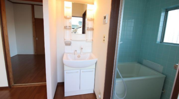 ペルソーナの洗面所