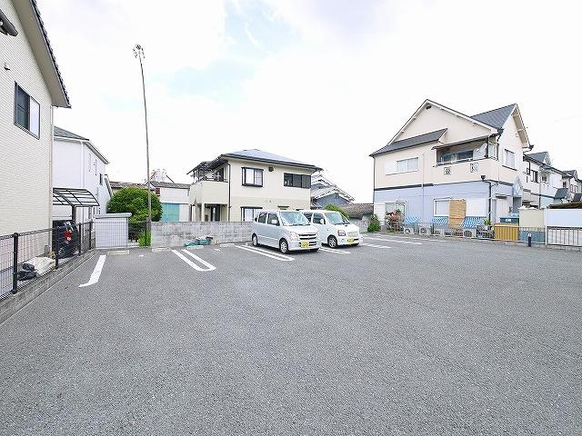 コモドビラⅧの駐車場|駐車場です