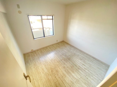 【洋室】 | 隆豊ハイツ