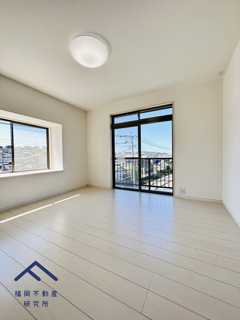 宗像市自由ヶ丘2丁目　戸建ての洋室