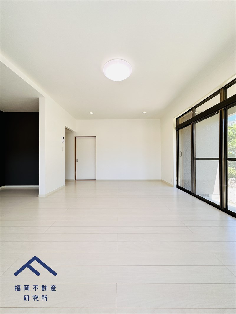 宗像市自由ヶ丘2丁目　戸建ての居間・リビング