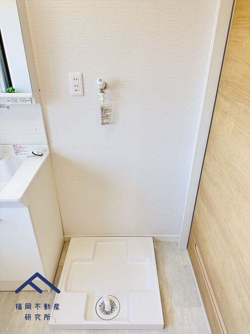 宗像市自由ヶ丘2丁目　戸建てのランドリースペース