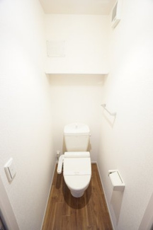 【トイレ】 | グラマードマレⅦＢ | ※同物件・反転タイプの写真です。