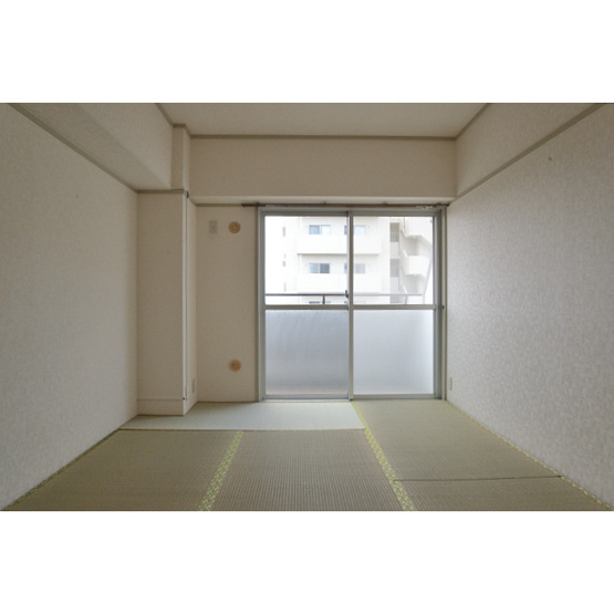 【和室】 | 和室、ちょっとしたくつろぎスペースにいかがでしょうか