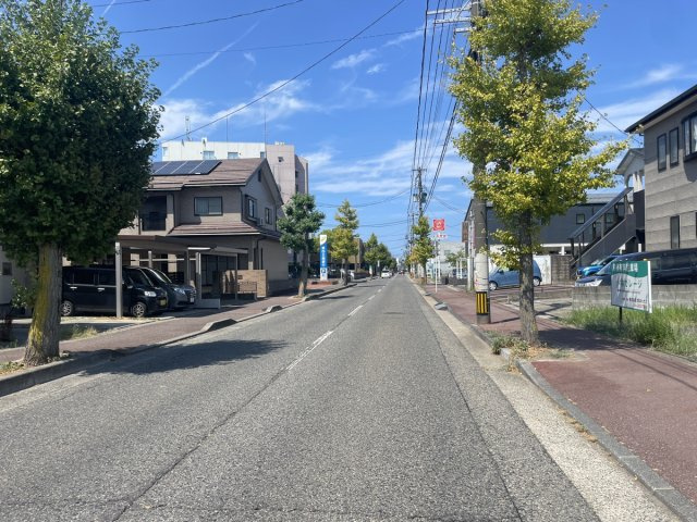 東区東明2丁目　売店舗の周辺