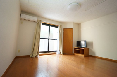 【居間・リビング】 | レオパレスアークハイムⅡ