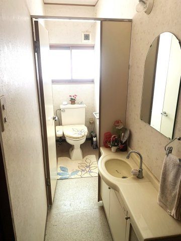 上滝野戸建（家庭菜園付）のトイレ