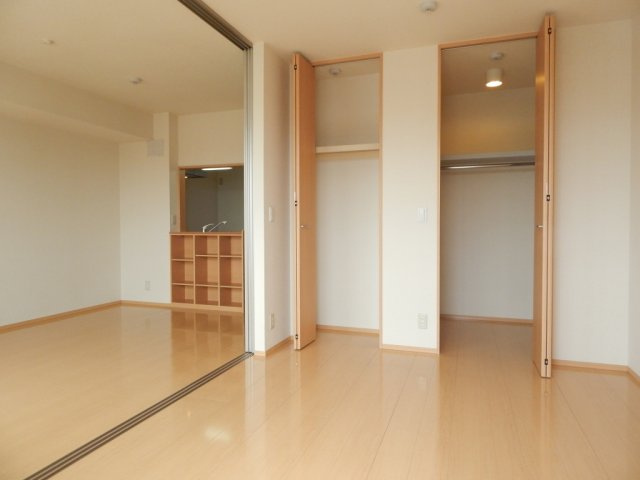 アルクスの寝室