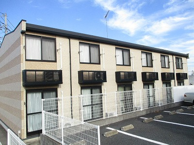 レオパレスコムティのバルコニー