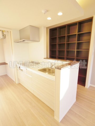 東村山市廻田町４丁目の賃貸マンションのキッチン