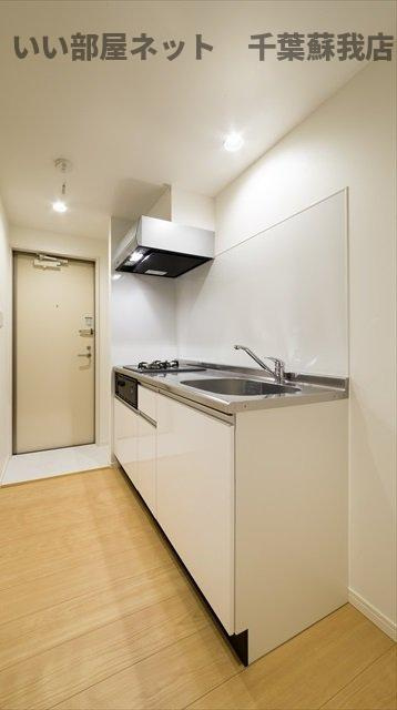 HALE KAI(ハレ カイ)のキッチン|コンパクトなキッチンで掃除もラクラク