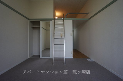 【居間・リビング】 | レオパレス錦 | ※同タイプ