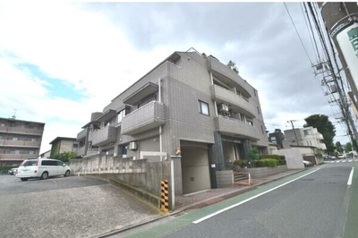 【駐車場】 | ドマーニ小竹向原　12995 | 敷地内に駐車場あります(^^)/