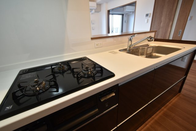 グランレブリー桂川グレイスレジデンスのキッチン
