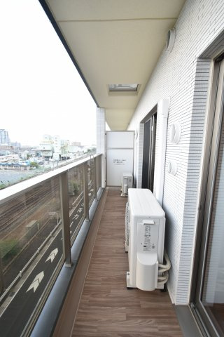 グランレブリー桂川グレイスレジデンスのバルコニー
