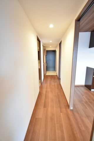 グランレブリー桂川グレイスレジデンスの内装