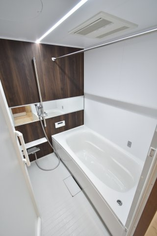 グランレブリー桂川グレイスレジデンスの浴室|1坪タイプ（サイズ1616）