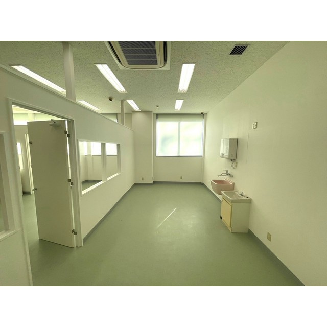 本巣市政田の店舗事務所の内装
