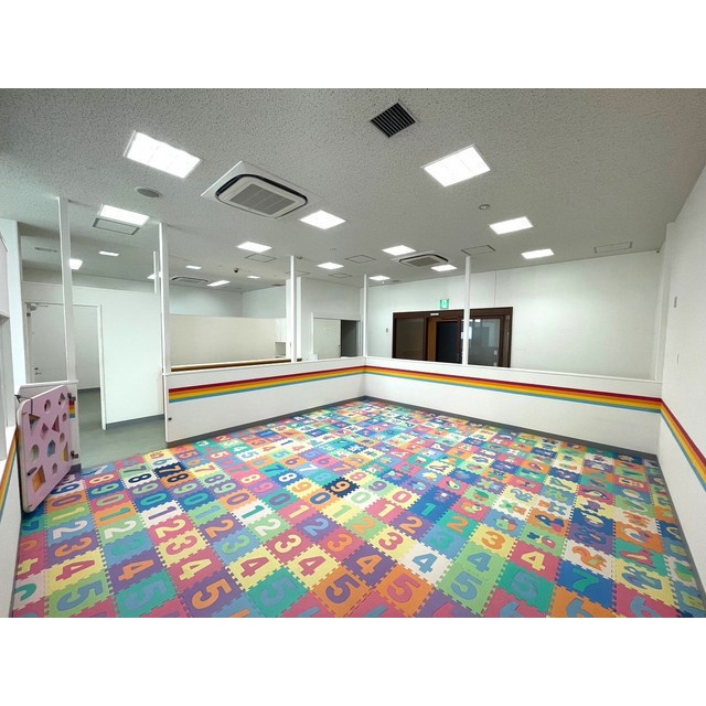 本巣市政田の店舗事務所の内装