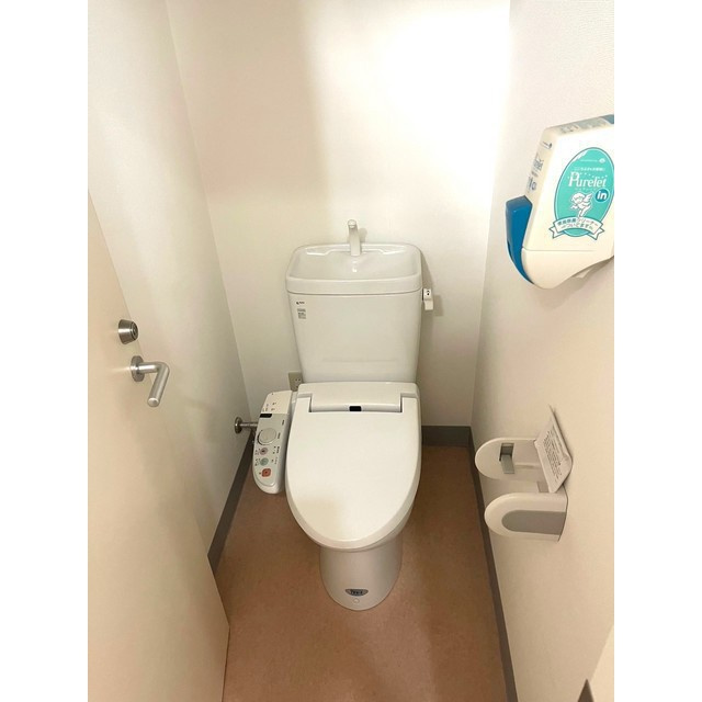 本巣市政田の店舗事務所の内装