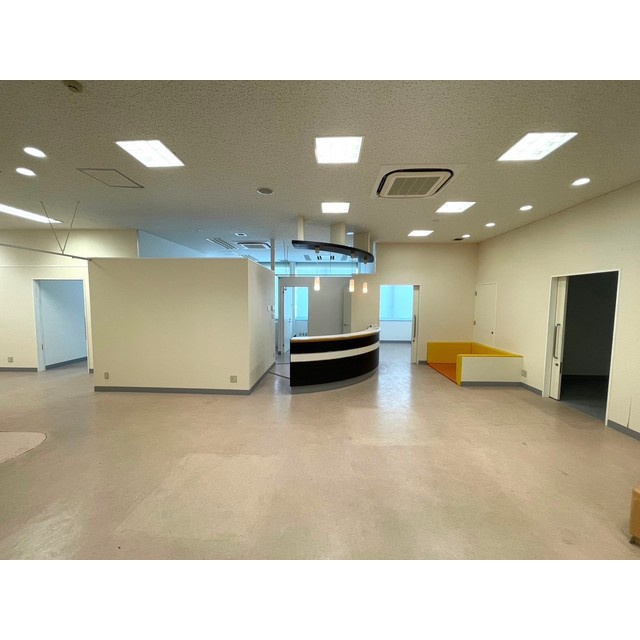 本巣市政田の店舗事務所の内装