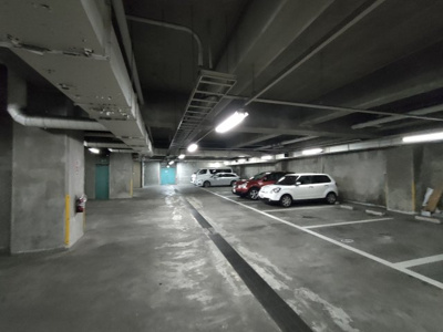 【駐車場】 | メイプルヴィラ | 駐車スペースもあります