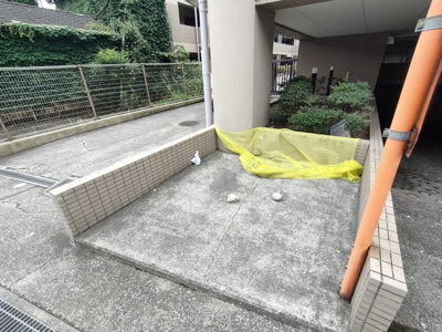 【その他共用部分】 | メイプルヴィラ | 敷地内ゴミ捨て場