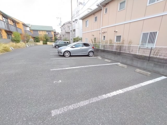 【駐車場】 | シャーメゾン灰塚A棟