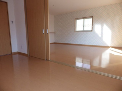 【居間・リビング】 | maisonすずかけ | ※同建物同型反転typeのお部屋