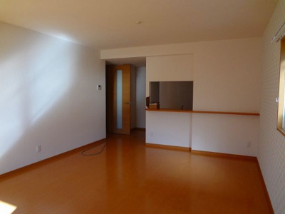 【居間・リビング】 | maisonすずかけ | ※同建物同型反転typeのお部屋