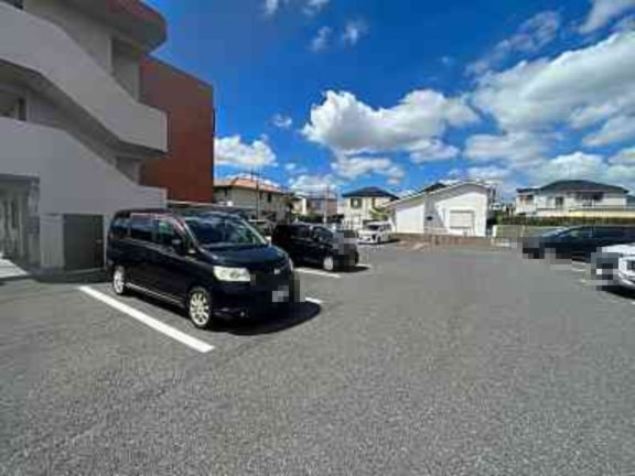 フェリスカーサの駐車場|駐車場完備です