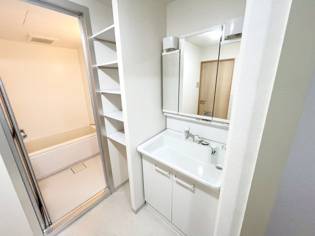 カルム伊丹緑ヶ丘の独立洗面台