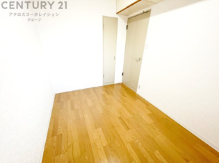 カルム伊丹緑ヶ丘の洋室