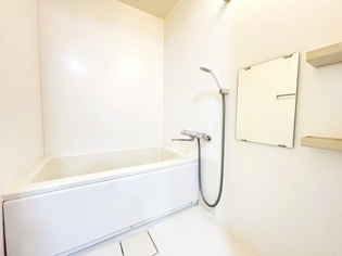 カルム伊丹緑ヶ丘の浴室