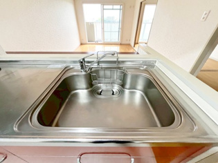 カルム伊丹緑ヶ丘のキッチン