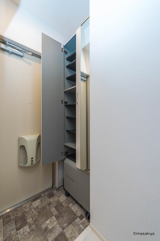 ルミエールの玄関|下駄箱