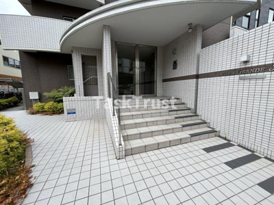 【エントランス】 | アルバグランデM