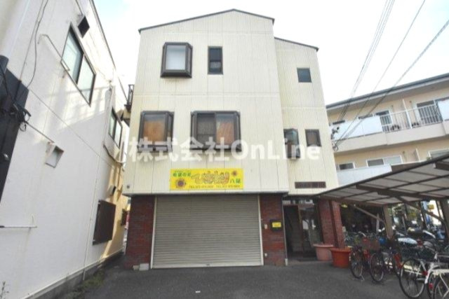 スタンヒル青山の外観