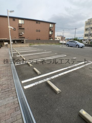 【駐車場】 | グランシャリオ藤
